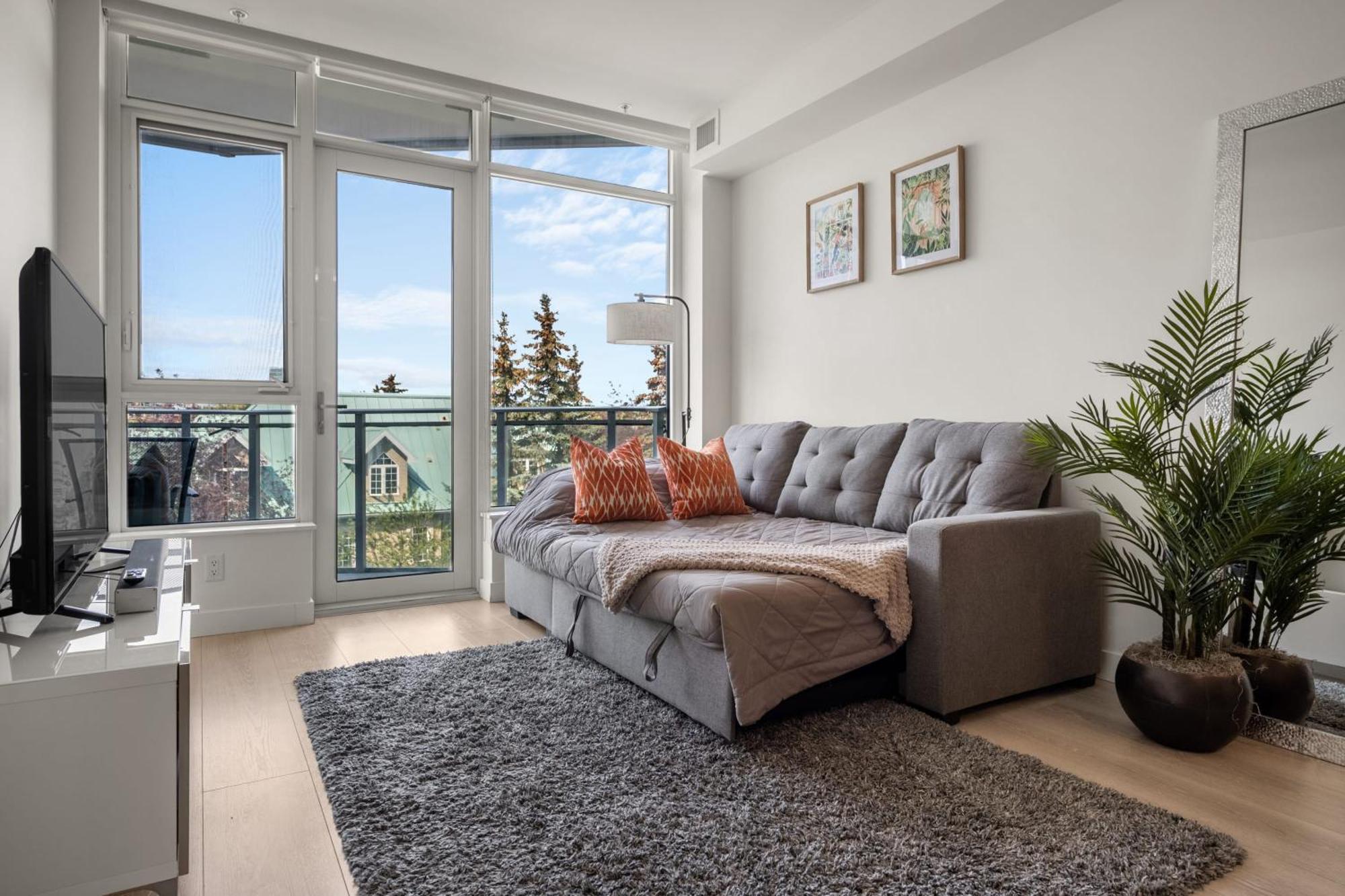 YYC Guest Favorite Riverside Retreat- Walking Trails, Downtown Near Stampede! Free Banff Pass, Wine, Gym, Parking! מראה חיצוני תמונה